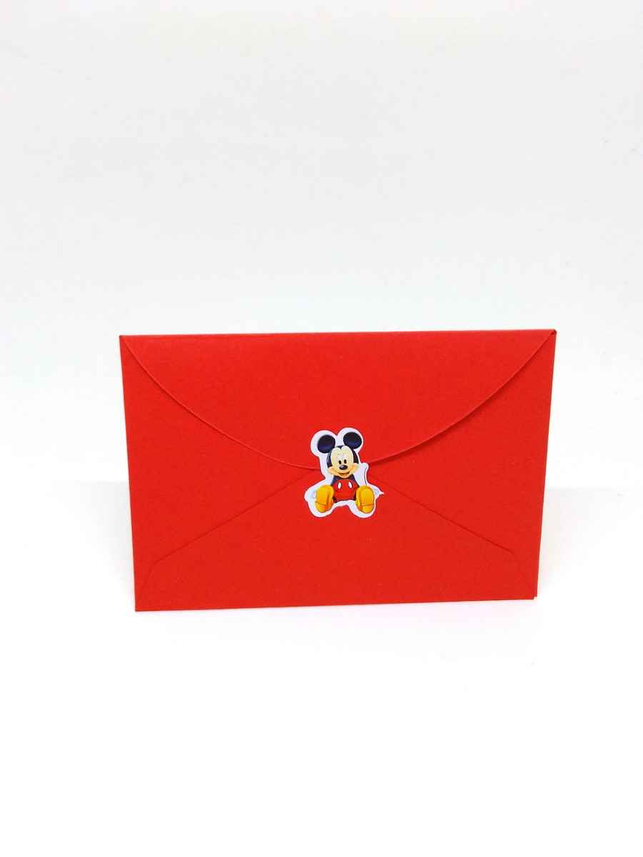 Envelope com adesivo personalizado