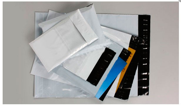 Envelope em plástico segurança com adesivo