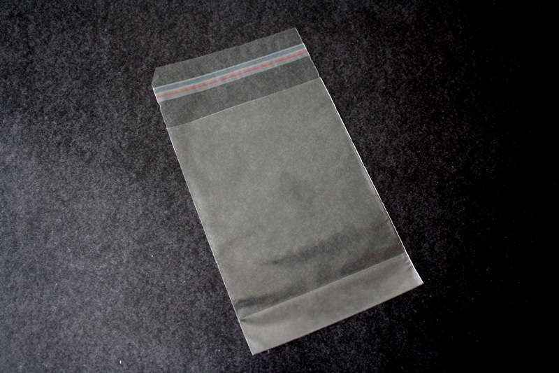 Envelope plástico com aba